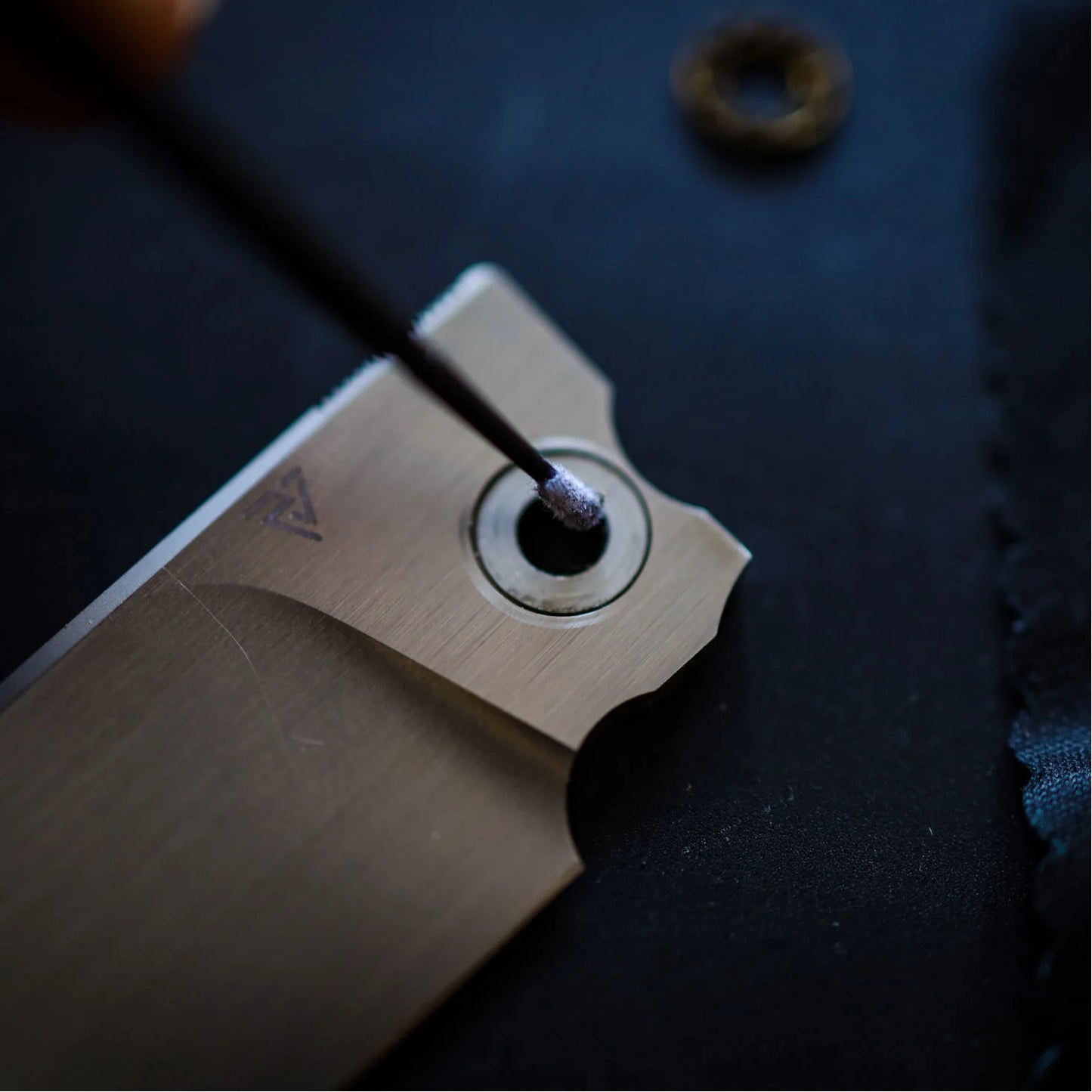 Ultra-Micro 1mm Knife Care Swabs - 50pc