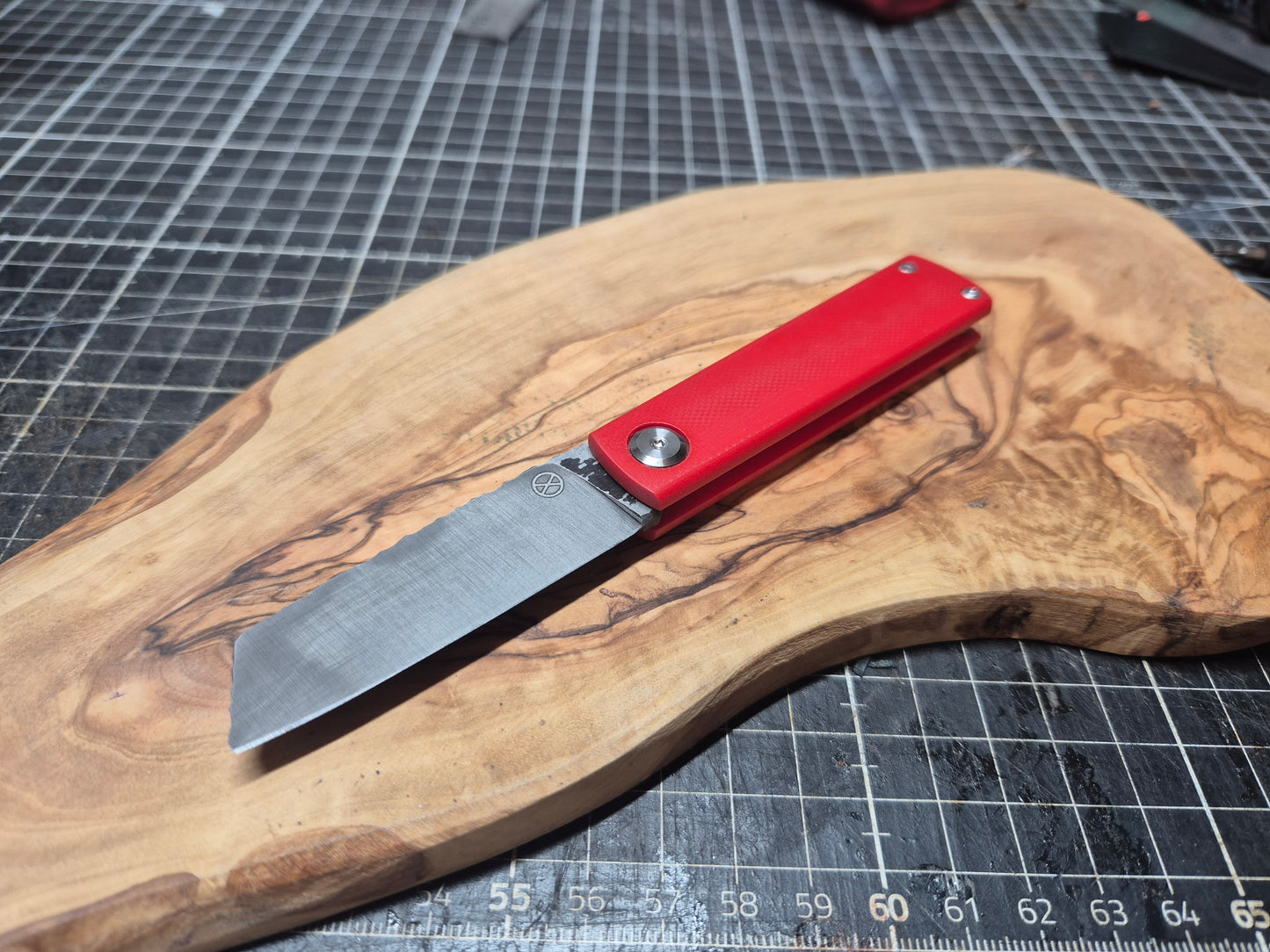 Minimalist - In Stock